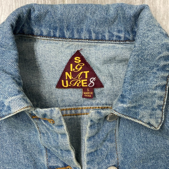 Signature 8 cropped jean jacket like new - Picture 2 of 10